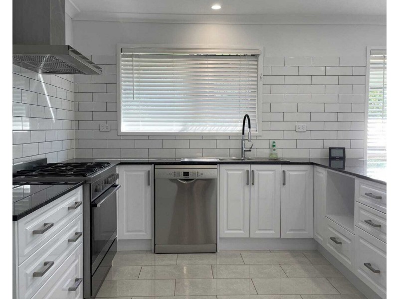 9 Lesley Avenue, Caboolture QLD 4510