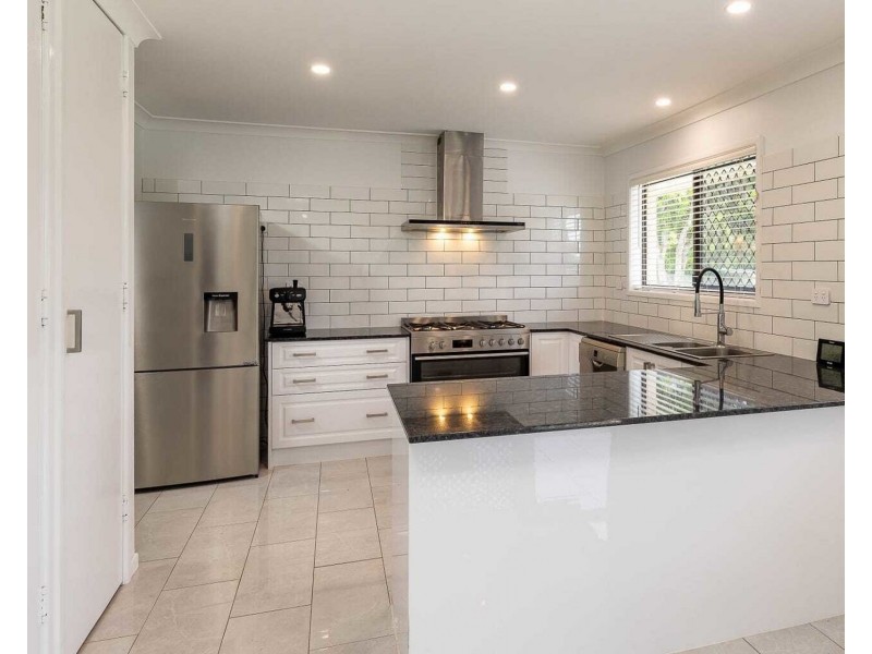 9 Lesley Avenue, Caboolture QLD 4510