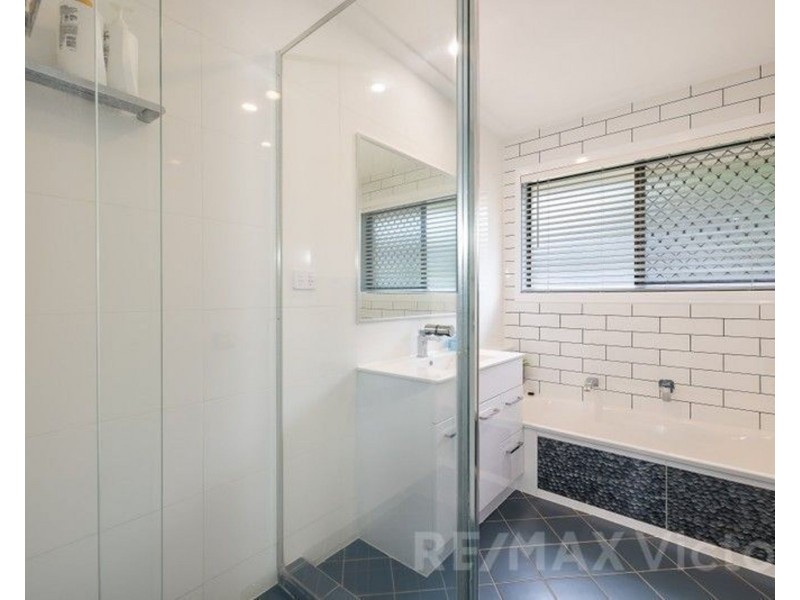 9 Lesley Avenue, Caboolture QLD 4510