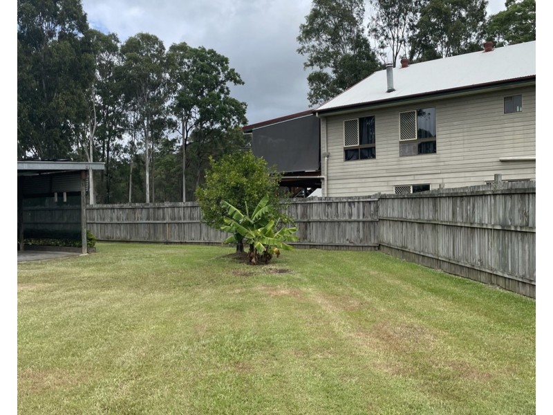 877 Caboolture River Road, Upper Caboolture QLD 4510