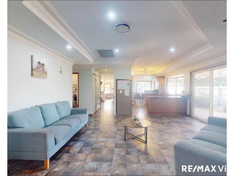 5 Kerry Close, Bellmere QLD 4510