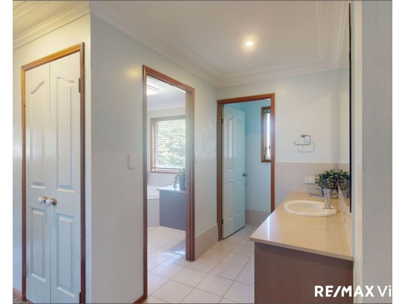 5 Kerry Close, Bellmere QLD 4510
