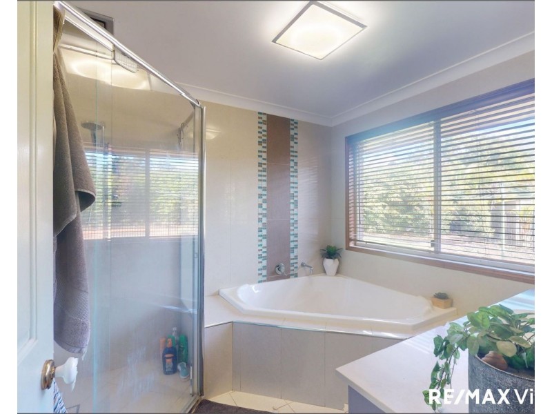 5 Kerry Close, Bellmere QLD 4510