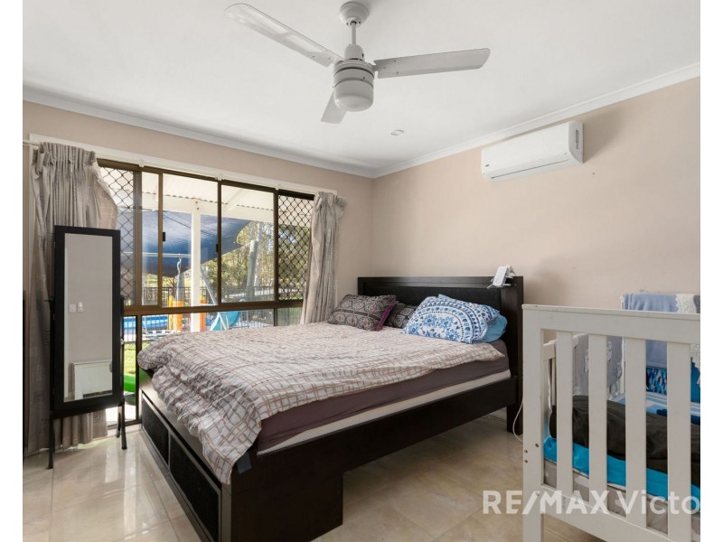 17 Coolbart Court, Morayfield QLD 4506