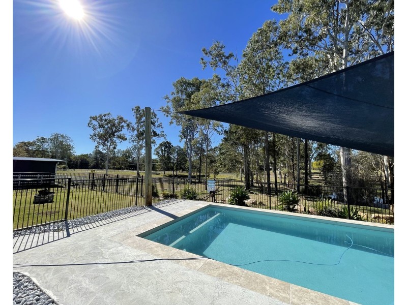 17 Coolbart Court, Morayfield QLD 4506