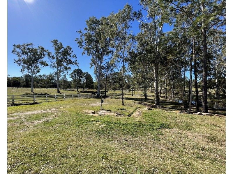 17 Coolbart Court, Morayfield QLD 4506