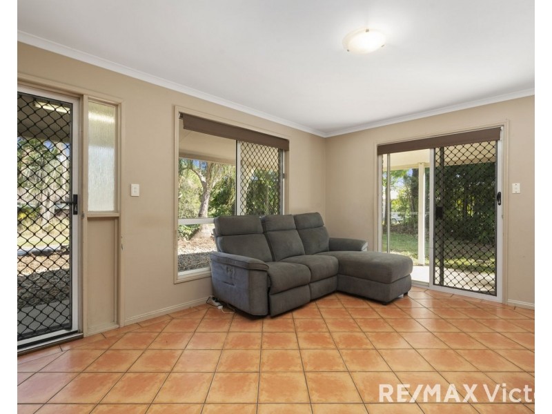 1 Glenn Street, Morayfield QLD 4506