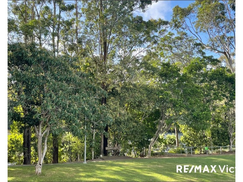 70 Norfolk Esplanade, Caboolture South QLD 4510