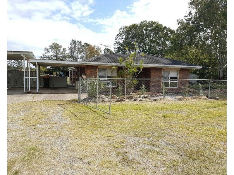 126 Pumicestone Road, Caboolture QLD 4510