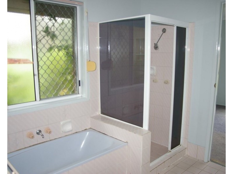 126 Pumicestone Road, Caboolture QLD 4510