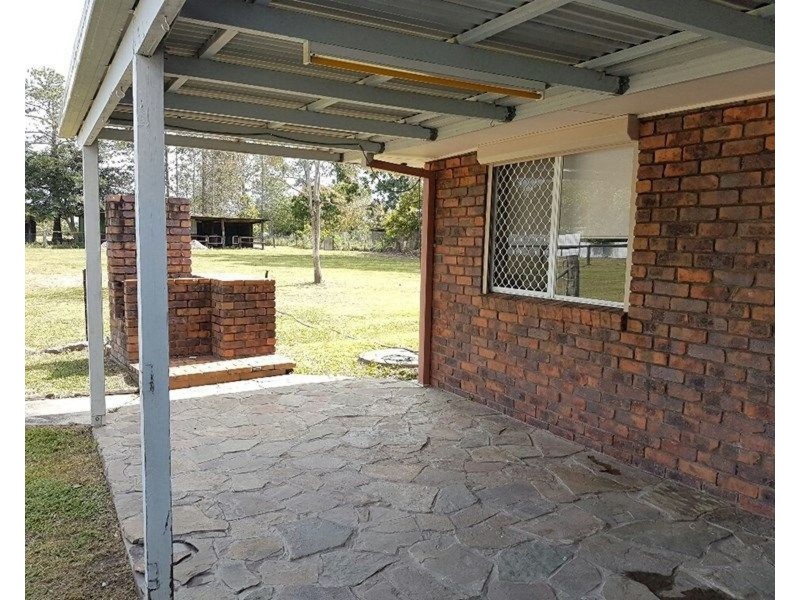 126 Pumicestone Road, Caboolture QLD 4510