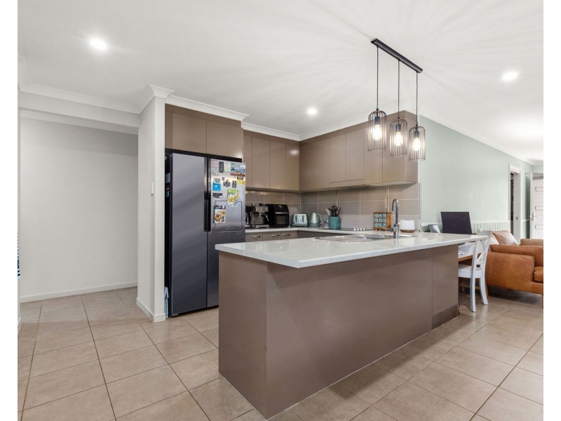 17 Begonia Court, Caboolture QLD 4510