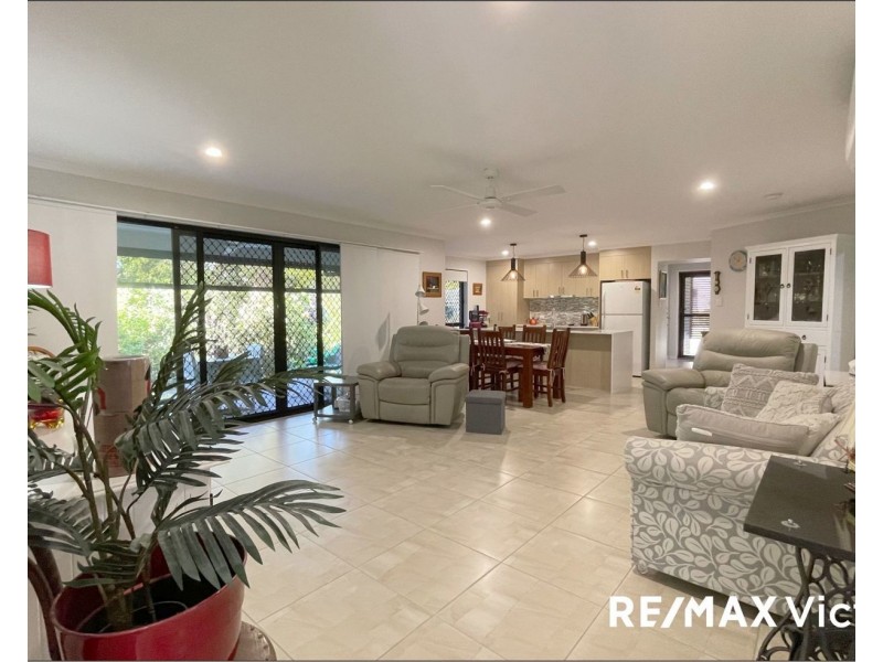 15 Scenery Crescent, Narangba QLD 4504