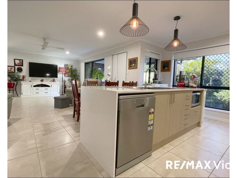 15 Scenery Crescent, Narangba QLD 4504