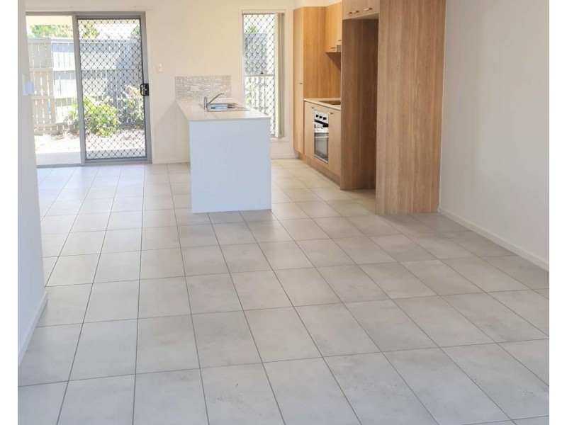 31/8 Casey Street, Caboolture South QLD 4510
