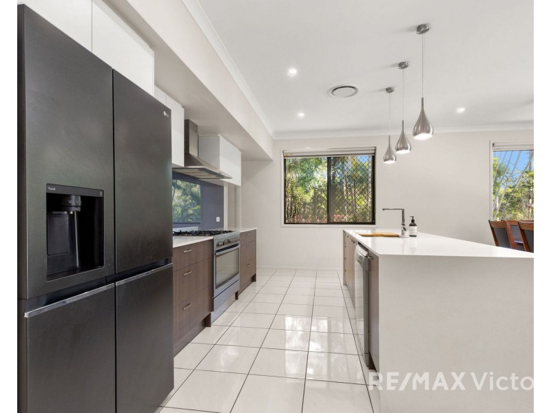 11 Telford Place, Morayfield QLD 4506