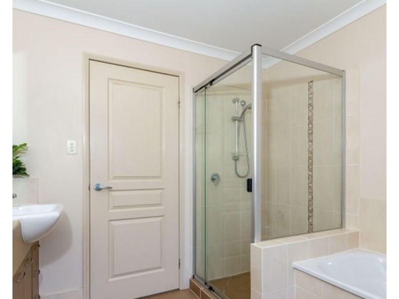 22 Hopkins Chase, Caboolture QLD 4510