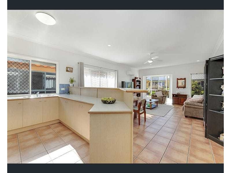 115/40 Lakeside Cr, Currimundi QLD 4551