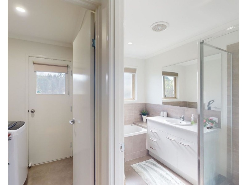 22 Parkway Crescent, Caboolture QLD 4510