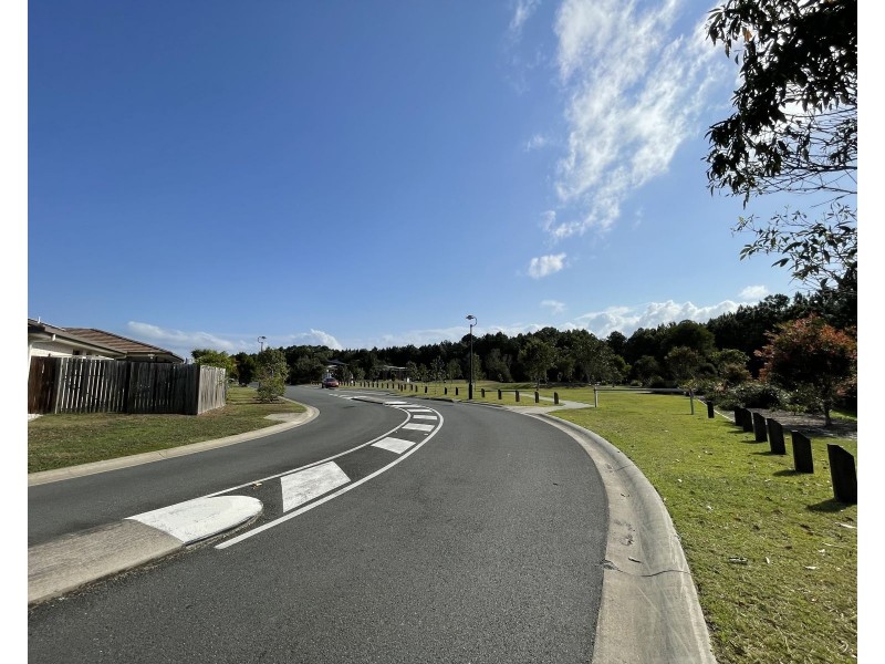 22 Parkway Crescent, Caboolture QLD 4510
