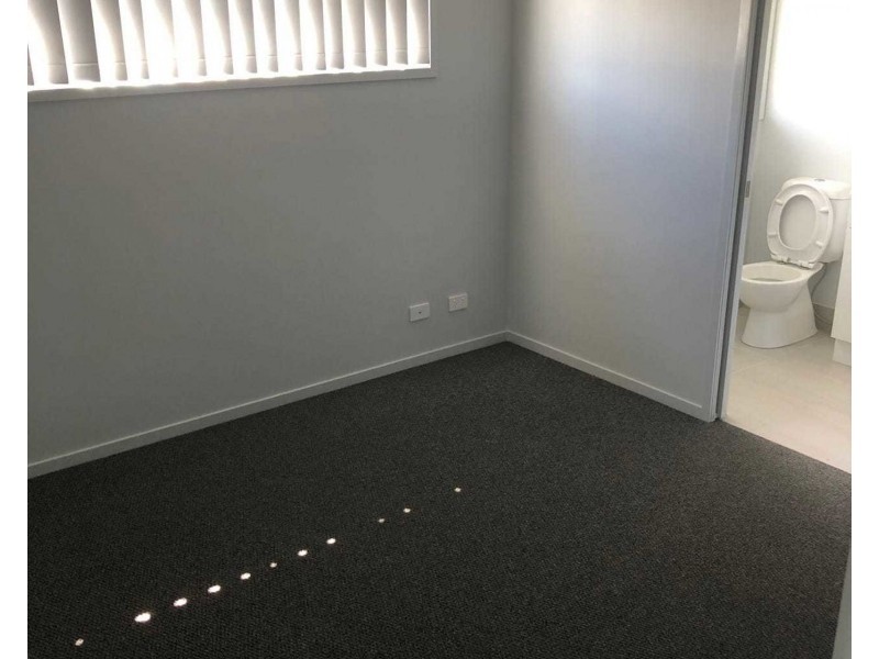 1 & 2/22 Kearon Way, Morayfield QLD 4506