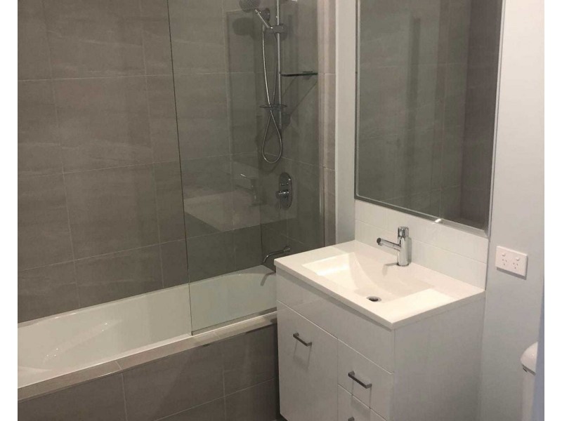 1 & 2/22 Kearon Way, Morayfield QLD 4506