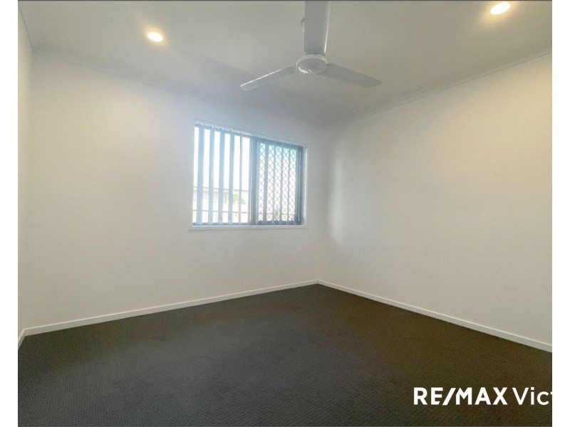 2/49 Cronin Street, Morayfield QLD 4506