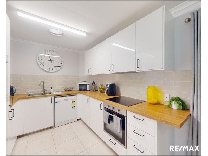 8 Argyll Street, Caboolture QLD 4510