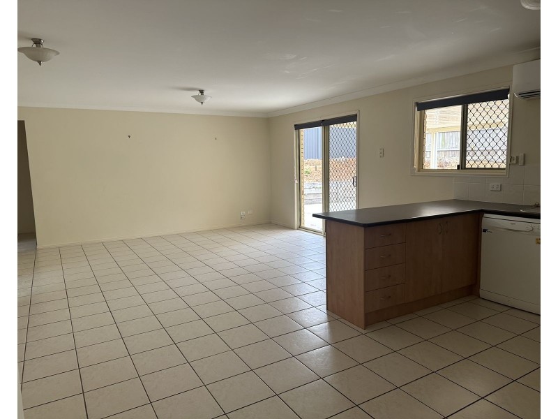 4 Kennerton Court, Morayfield QLD 4506