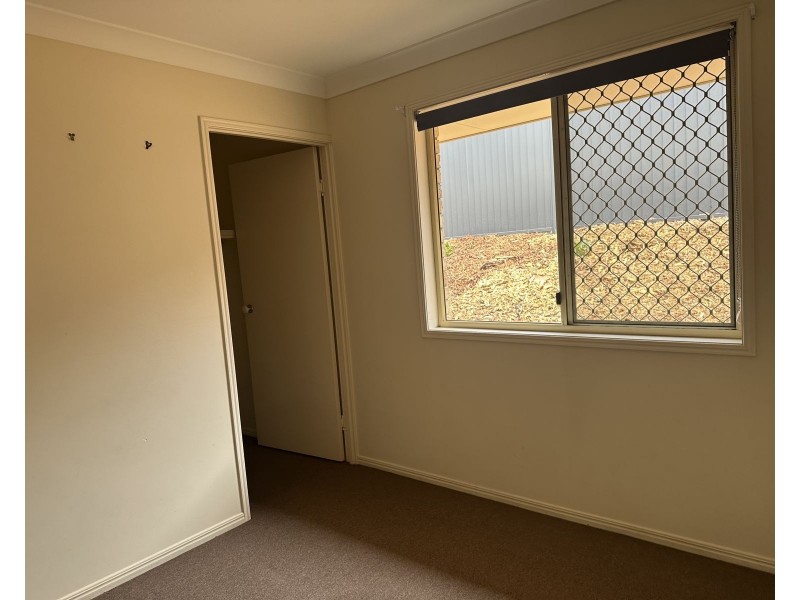 4 Kennerton Court, Morayfield QLD 4506