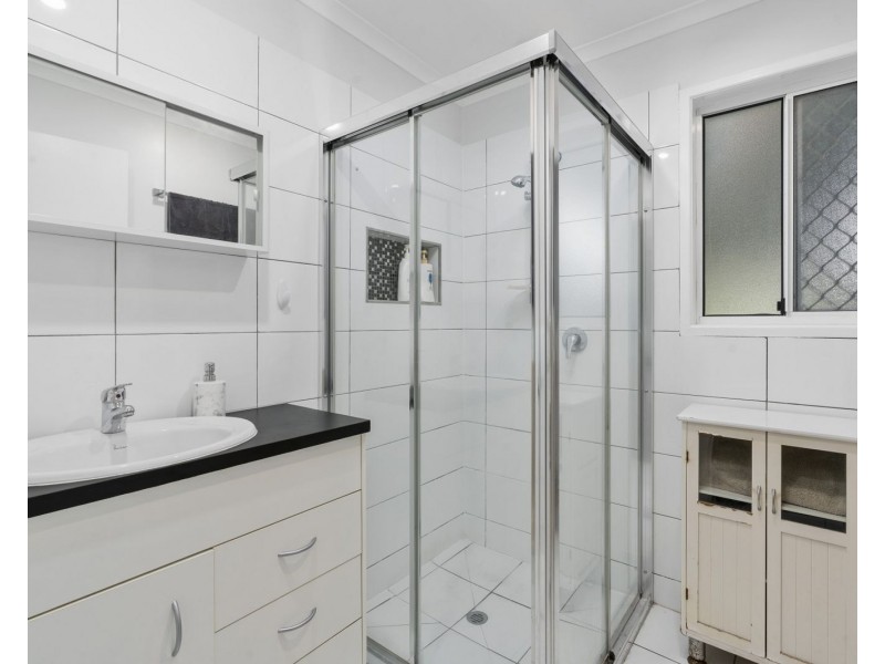 12 Fennell Court, Morayfield QLD 4506