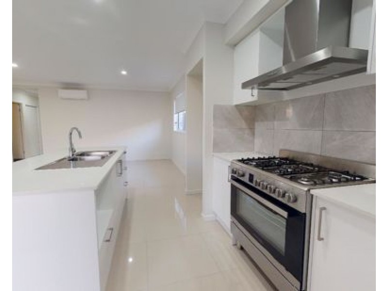24 Daisy Street, Caboolture South QLD 4510