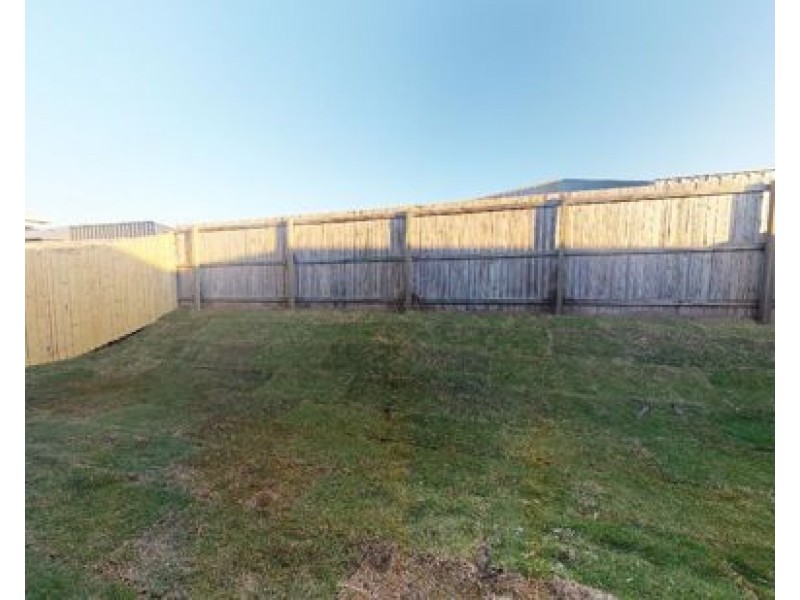 24 Daisy Street, Caboolture South QLD 4510