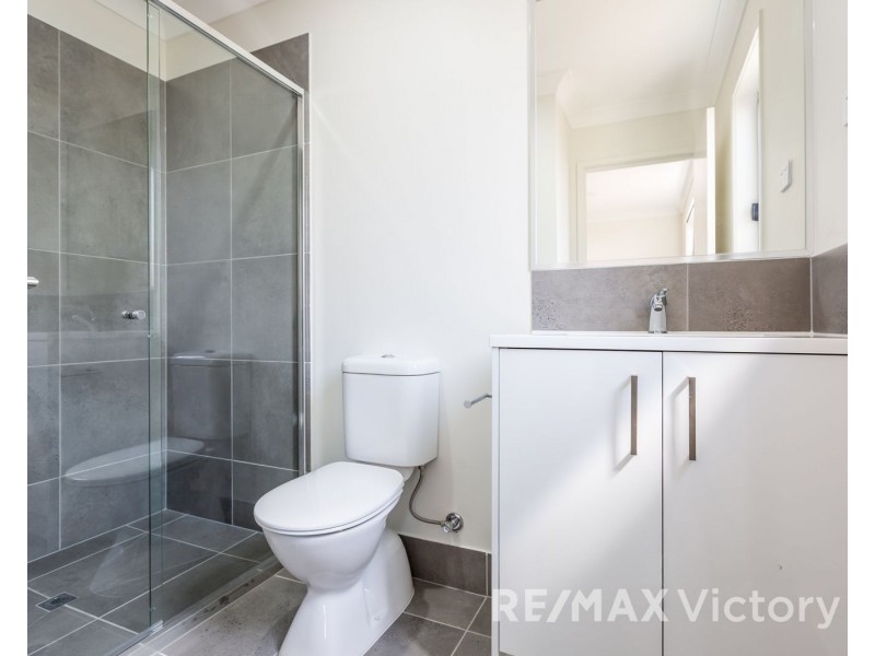 1 & 2 /67 Cronin Street, Morayfield QLD 4506