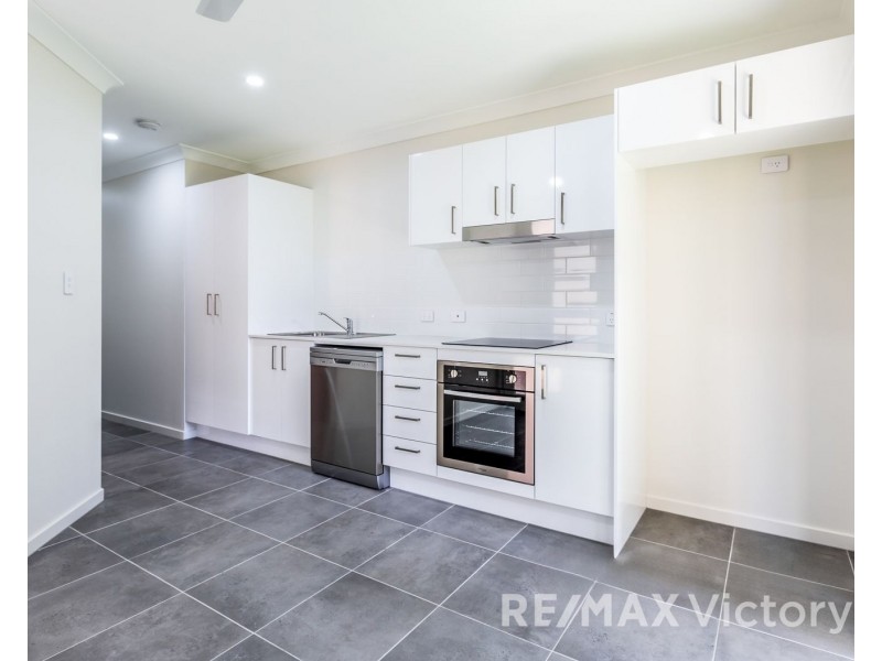 1 & 2 /67 Cronin Street, Morayfield QLD 4506