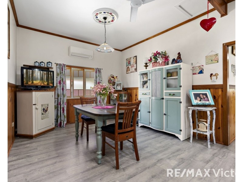 18 Gloucester Street, Woodford QLD 4514