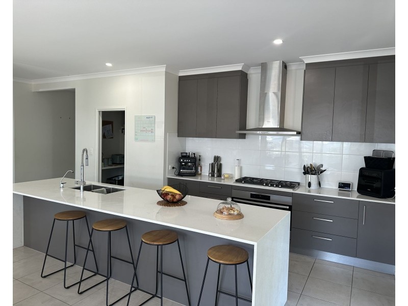 49 Creekview Court, Caboolture QLD 4510