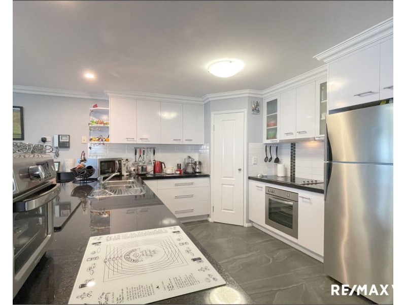 11 Caitlin Court, Rothwell QLD 4022