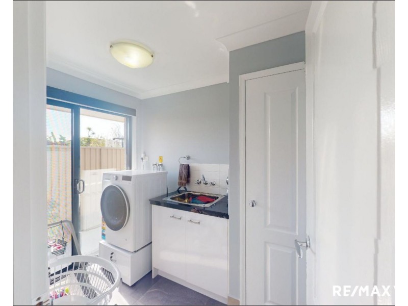 11 Caitlin Court, Rothwell QLD 4022