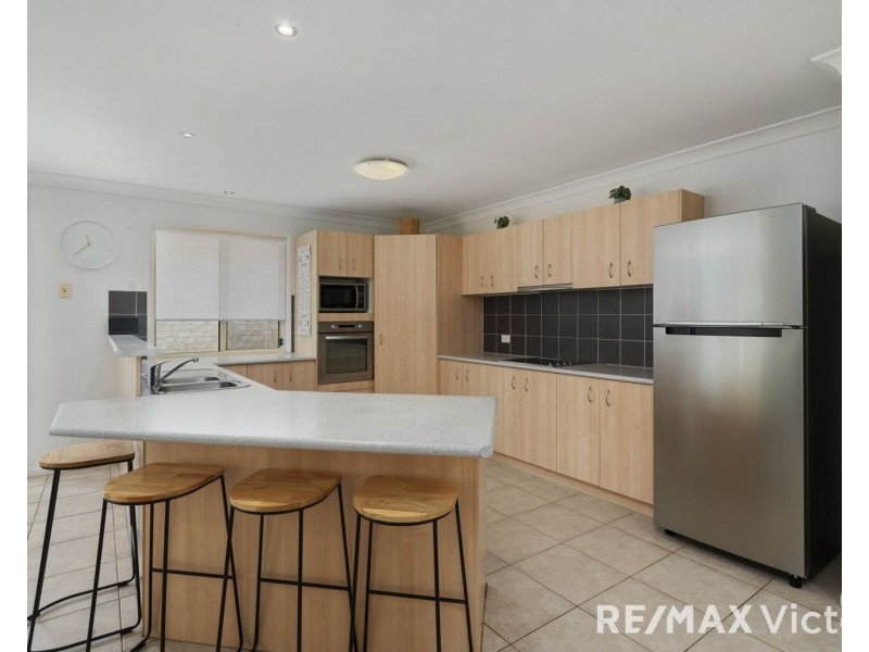 24 Corrimal Place, Sandstone Point QLD 4511