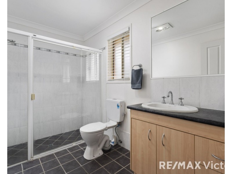 24 Corrimal Place, Sandstone Point QLD 4511