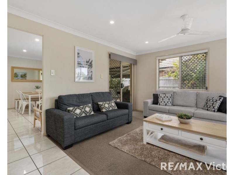 40 Corrimal Place, Sandstone Point QLD 4511