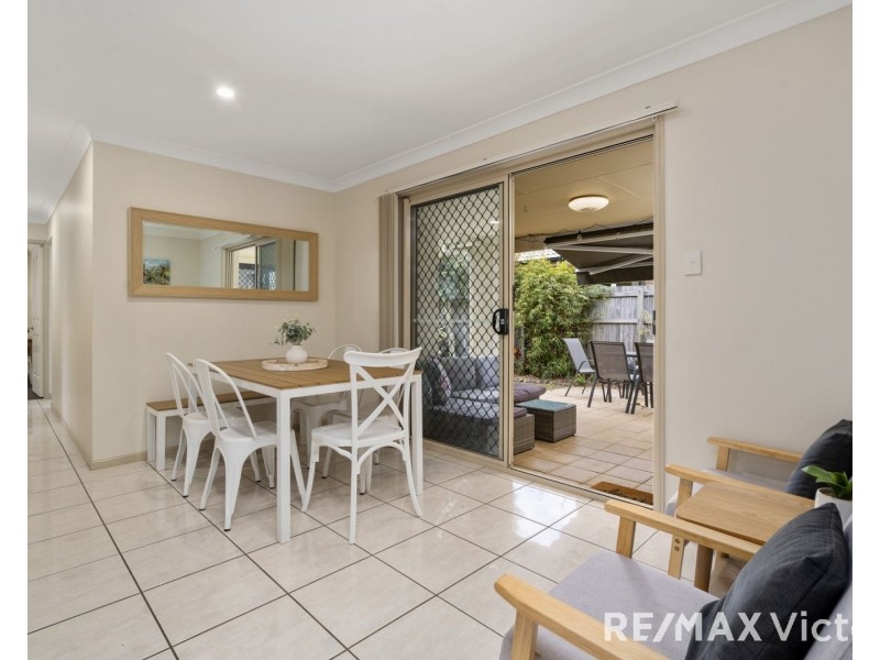 40 Corrimal Place, Sandstone Point QLD 4511