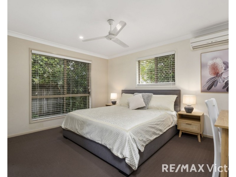 40 Corrimal Place, Sandstone Point QLD 4511