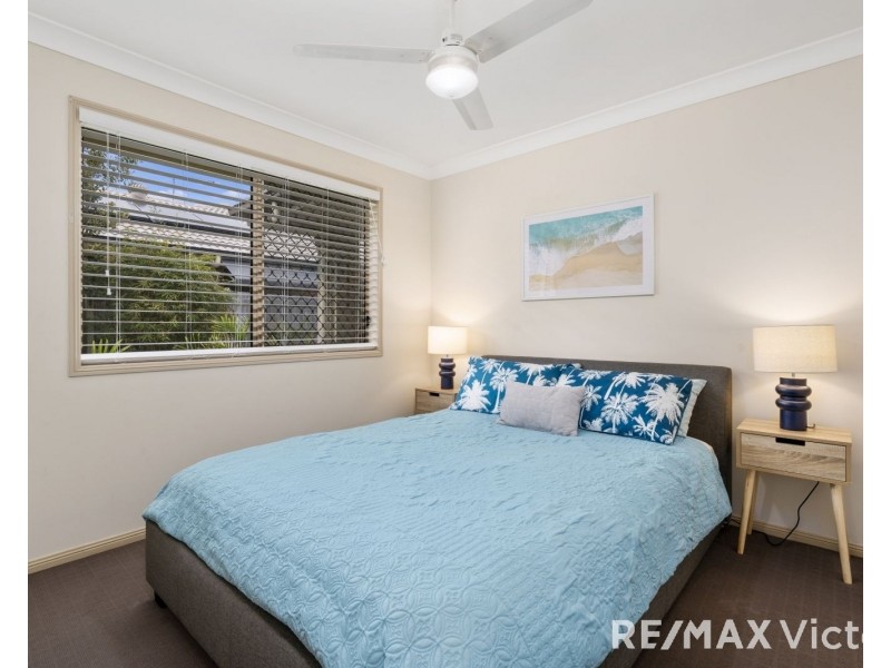 40 Corrimal Place, Sandstone Point QLD 4511