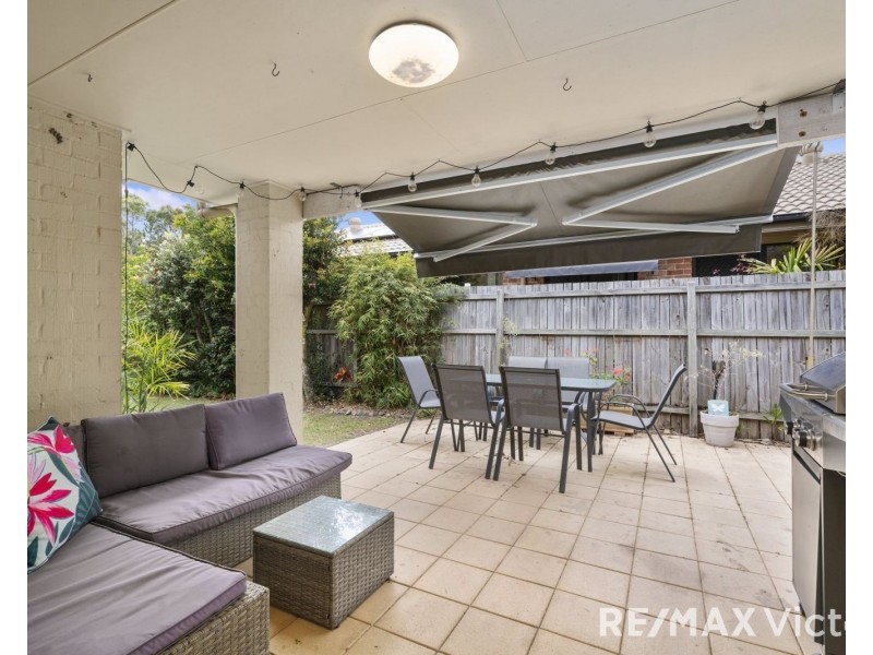 40 Corrimal Place, Sandstone Point QLD 4511