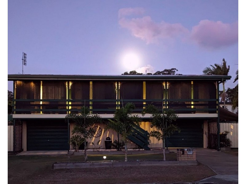 33 Saunders Street, Point Vernon QLD 4655