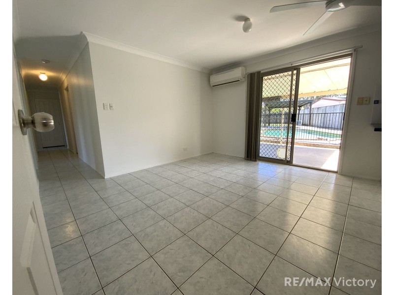 10-12 Cresthaven Drive, Morayfield QLD 4506