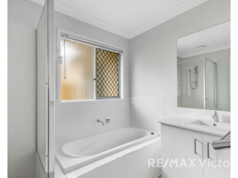 10 Serenity Crescent, Donnybrook QLD 4510