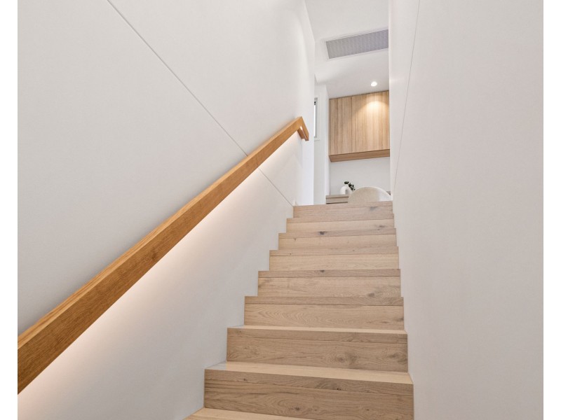 6 Aventine Street, Seven Hills QLD 4170